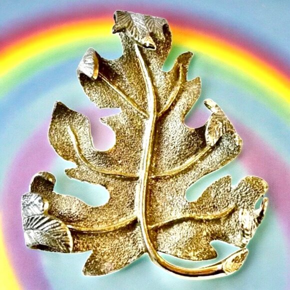 SARAH COVENTRY Vintage Oak Leaf Brooch Gold & Silver Tone Textured Big… - Picture 2 of 11